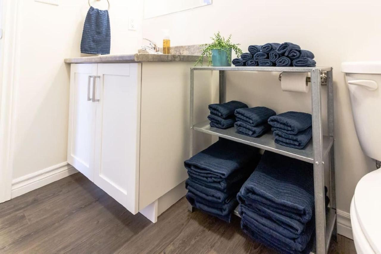 Newly Renovated Modern Condo Near Hospital, Unb Patio & Parking Coffee Saint John Eksteriør bilde