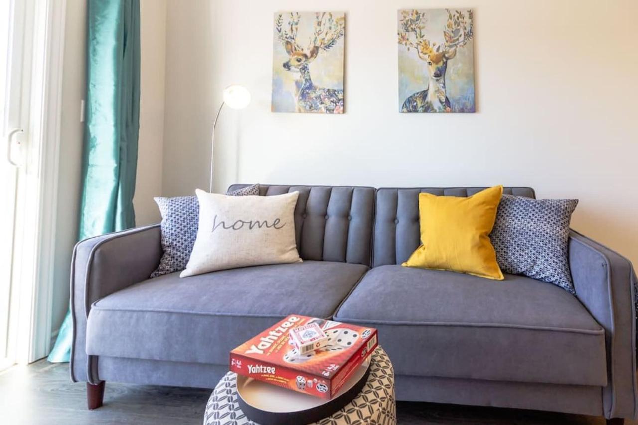 Newly Renovated Modern Condo Near Hospital, Unb Patio & Parking Coffee Saint John Eksteriør bilde