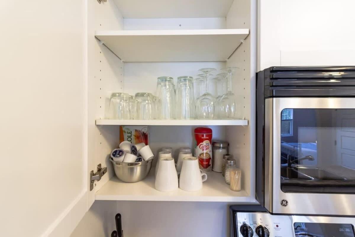 Newly Renovated Modern Condo Near Hospital, Unb Patio & Parking Coffee Saint John Eksteriør bilde