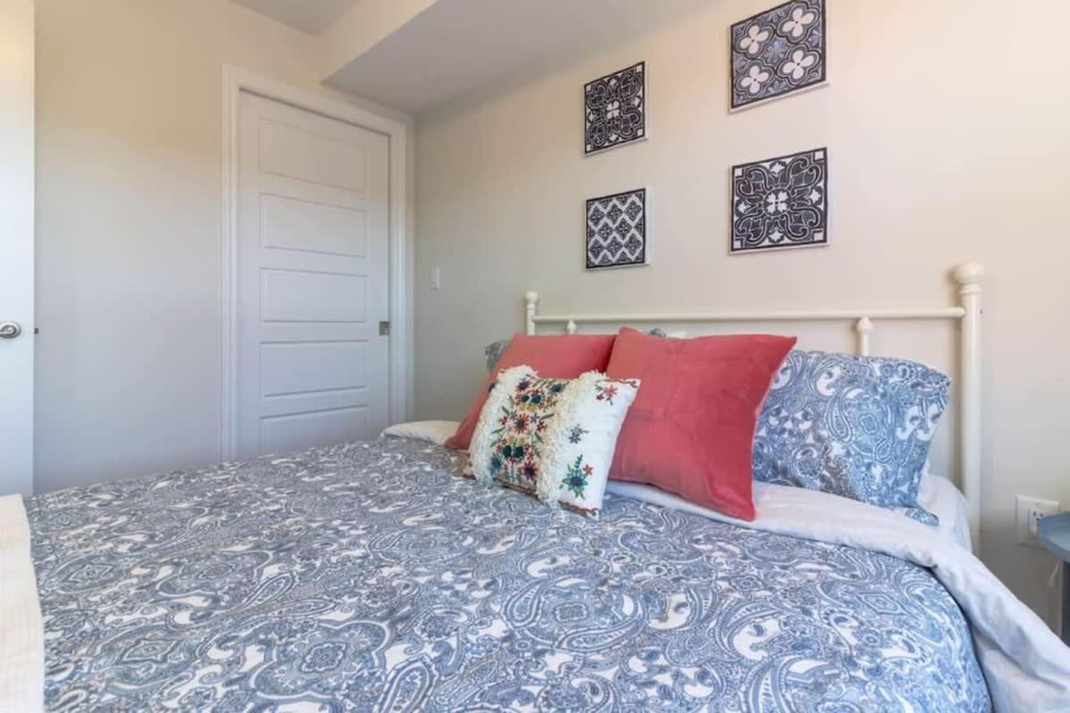 Newly Renovated Modern Condo Near Hospital, Unb Patio & Parking Coffee Saint John Eksteriør bilde